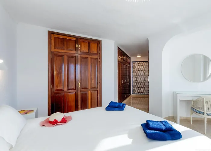 Views Gigantes, Private Heated Pool Villa *