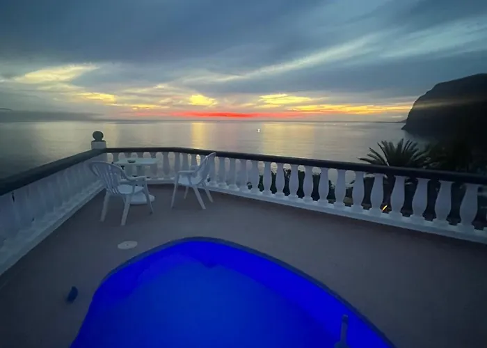 Villa Views Gigantes, Private Heated Pool *