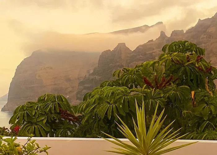 Views Gigantes, Private Heated Pool * Acantilado de los Gigantes