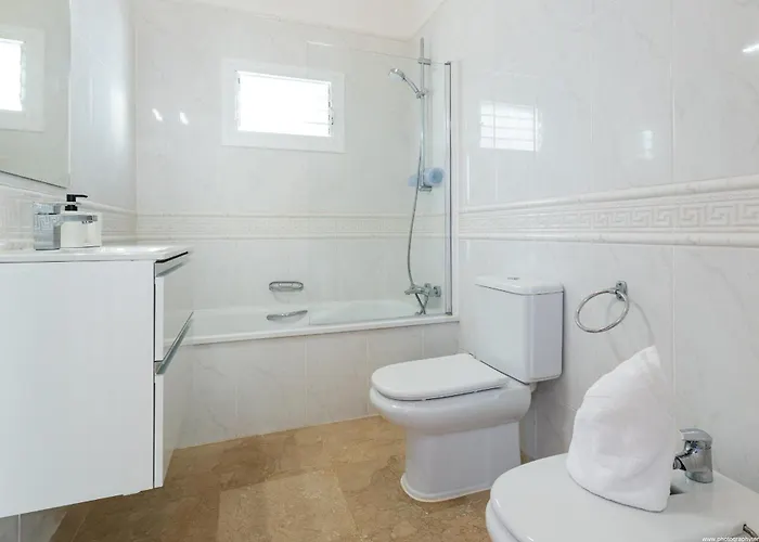 Vila Views Gigantes, Private Heated Pool