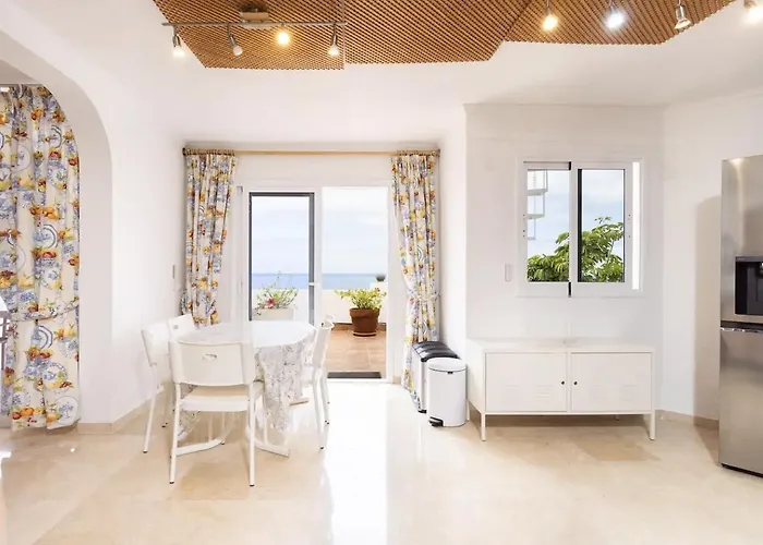 Views Gigantes, Private Heated Pool Vila *