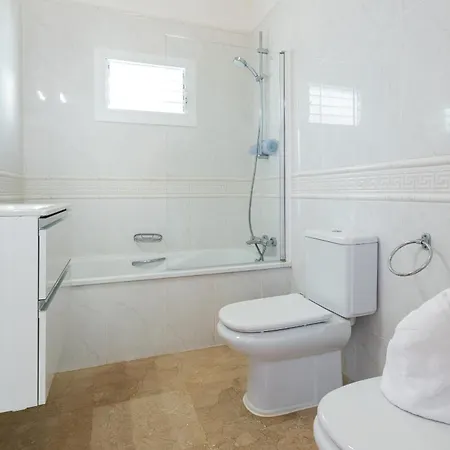 Villa Views Gigantes, Private Heated Pool