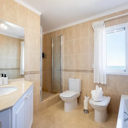 Villa Views Gigantes, Private Heated Pool Acantilado de los Gigantes