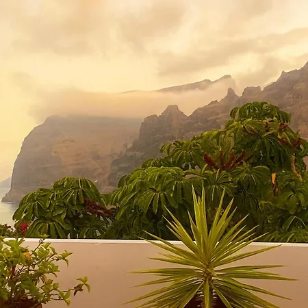 Views Gigantes, Private Heated Pool * Acantilado de los Gigantes